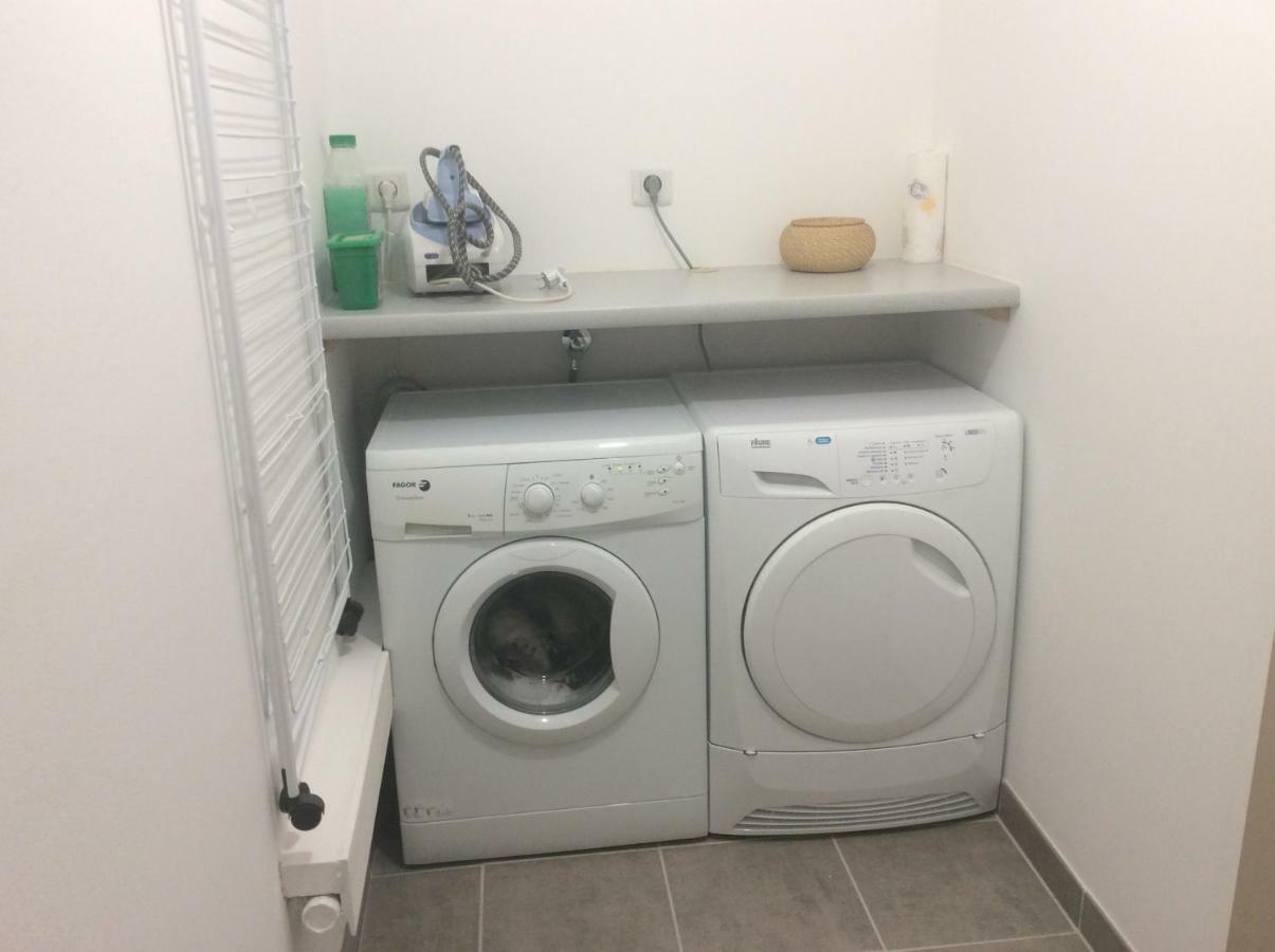 Appartement 126 Rue Gaston Bonnefond à Montreuil-Bellay Extérieur photo